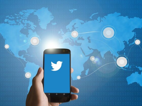 smartphone Twitter