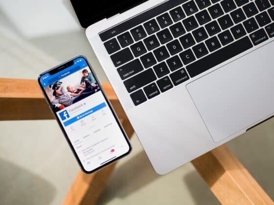 facebook laptop