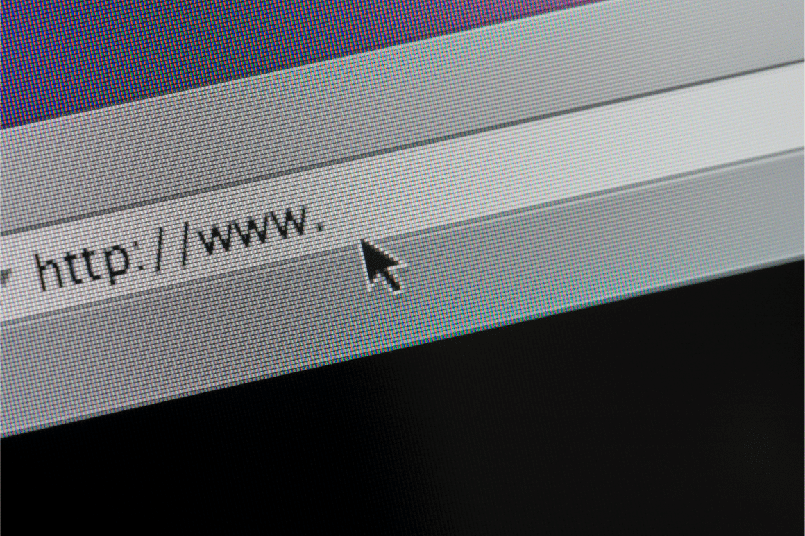 La mention http dans le champ d'un navigateur