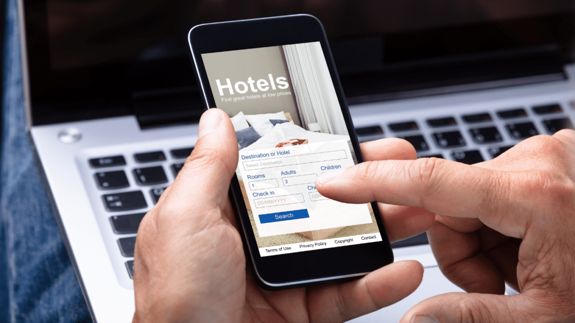 reservation dun hotel par smartphone