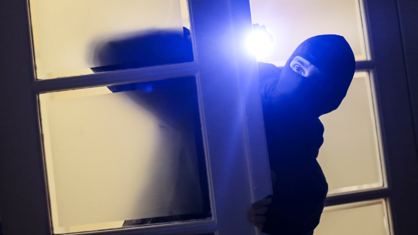 Une entreprise de systèmes d'alarme antivol victime d'un cambriolage : ADT confirme une cyberintrusion après une tentative d'extorsion de ShinyHunters