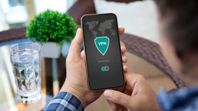 Apple Shuts Down 25 VPN Apps in Russia Amid Putin's Internet Crackdown