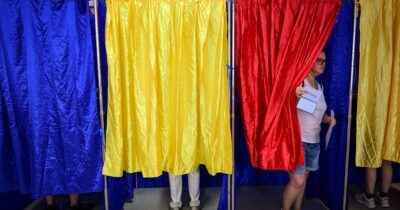 Les chefs de la sécurité en Roumanie confirment des cyberattaques lors des élections, demandent une enquête sur TikTok.