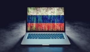 Des pirates informatiques utilisent des domaines russes pour lancer des attaques de phishing complexes basées sur des documents.