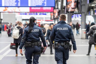 Mise à jour : la Commission du Conseil des Etats souhaite une modification constitutionnelle de l'échange de données policières