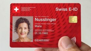 Mise à jour : les associations du numérique saluent l'introduction de l'E-ID