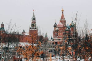 Des pirates informatiques ukrainiens ont réussi à détruire un fournisseur d'accès Internet russe