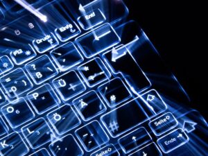 Plusieurs communes et banques suisses touchées par une cyberattaque