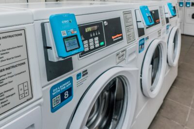 Deux étudiants ont découvert une faille qui permet d'utiliser gratuitement des machines à laver