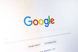 Au revoir, google.ch : Google dit au revoir aux domaines nationaux
