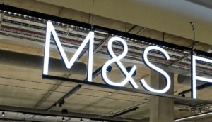 Les employés de l'entrepôt de M&S ont été priés de ne pas venir travailler après une cyberattaque
