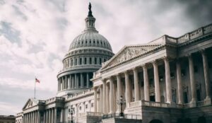 Les sénateurs demandent à l'administration Trump de rétablir le comité d'examen de la cybersécurité pour l'enquête sur le typhon Salt