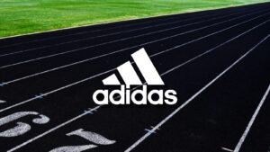 Adidas met en garde contre une violation de données après le piratage du fournisseur de services client