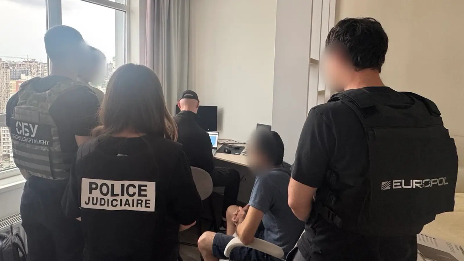 Une opération menée par Europol contre les pirates informatiques de The Com a abouti à 30 arrestations.