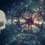 Composition numérique sur fond sombre, intégrant un réseau neuronal abstrait et lumineux au centre, un crâne blanc stylisé sur la gauche et le logo "dcod" en bas à droite. L'image combine des éléments techniques et graphiques pour créer un style moderne et percutant.