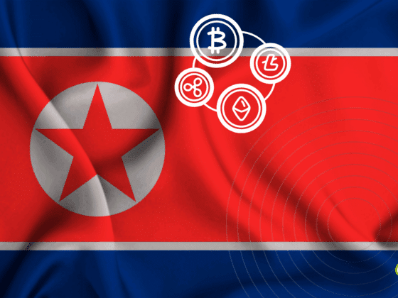 Drapeau de la Corée du Nord avec des icônes de cryptomonnaies comme Bitcoin, Ethereum et Litecoin, illustrant le lien entre le pays et les actifs numériques.