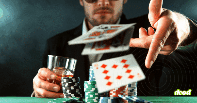 Des mélangeurs de cartes piratés pour une escroquerie mafieuse au poker 6 Homme en costume jetant ses cartes lors d'une partie de poker, avec des piles de jetons colorés et un verre de whisky à la main, illustrant l’intensité et le suspense du jeu.