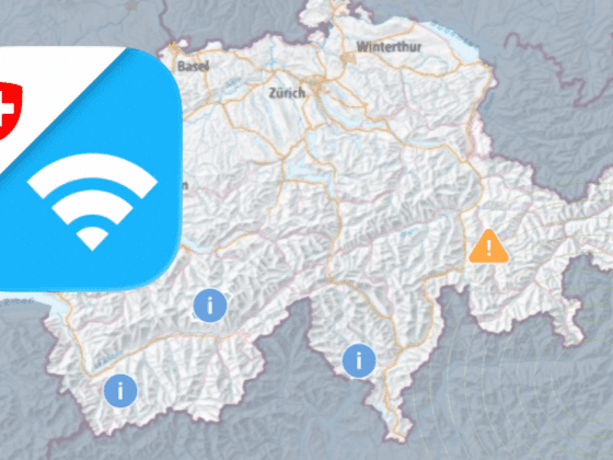 Carte de la Suisse affichant une icône de connectivité officielle et plusieurs symboles d’information et d’alerte répartis sur le territoire.