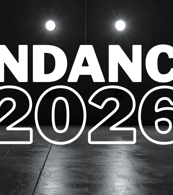 Le texte « Tendances 2026 » en grandes lettres blanches, affiché sur un fond sombre évoquant une scène ou un décor minimaliste éclairé.