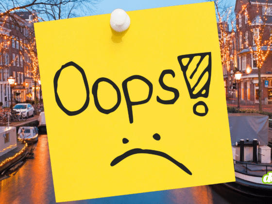 Image symbolique d'une erreur judiciaire aux Pays-Bas : un message "Oops!" sur fond de paysage urbain néerlandais, pour illustrer l'affaire des données confidentielles reçues par erreur.