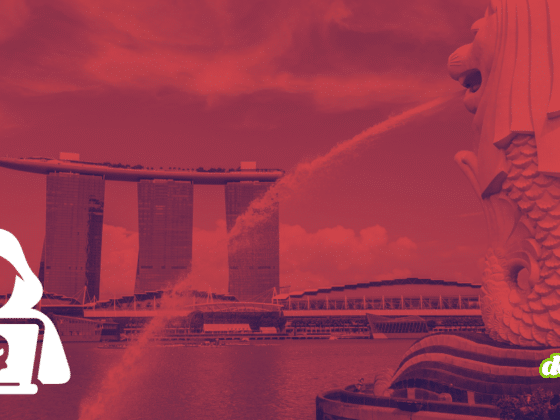Illustration d'une cyberattaque à Singapour : icône de pirate informatique sur fond des monuments emblématiques de la ville sous un filtre rouge pour le média DCOD.