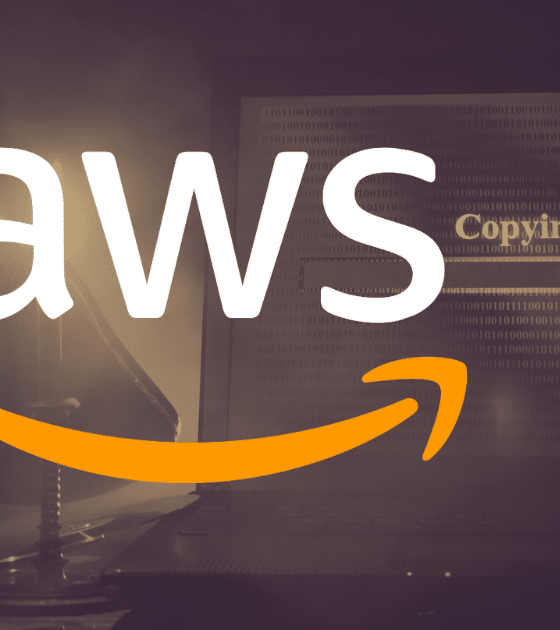 Illustration symbolique d'un piratage AWS assisté par IA montrant le logo Amazon Web Services devant un écran d'ordinateur affichant une barre de progression "Copying data" et un crâne de pirate.