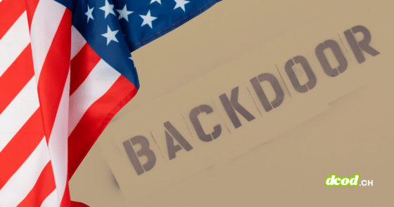 Illustration montrant le drapeau des États-Unis à côté du mot 'BACKDOOR' poché sur un fond neutre, symbolisant les accusations de portes dérobées et de sabotage des réseaux informatiques.