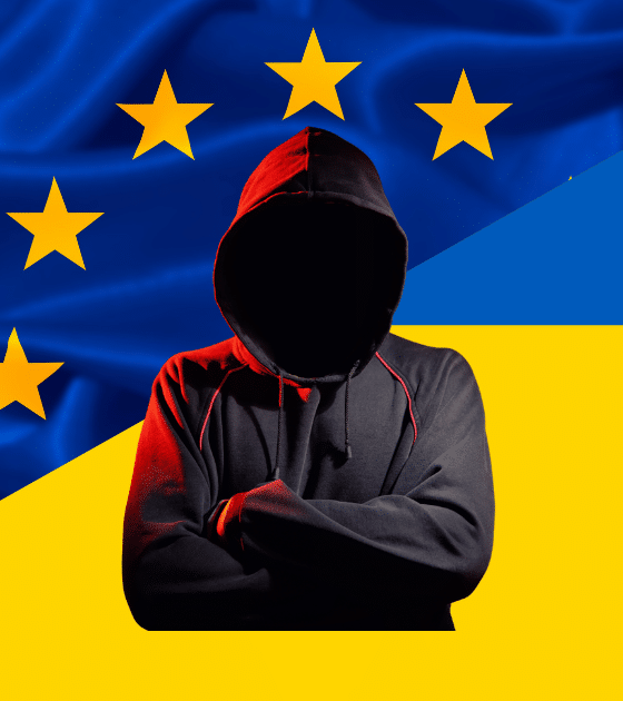 Silhouette anonyme en sweat à capuche noir devant les drapeaux de l'UE et de l'Ukraine, illustrant l'intégration de Kiev au bouclier d'urgence et à la réserve cyber européenne.