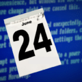 Illustration d'un calendrier affichant la date du 24 juin sur fond flou d'écran de démarrage bleu, symbolisant l'échéance où les clés expirées de Secure Boot menacent la sécurité des systèmes Windows et Linux.