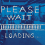 Salle de sport en arrière-plan bleu avec un message de chargement manuscrit indiquant Please Wait et Loading.